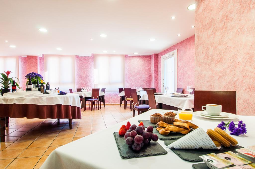 La Cava Hotel Кабанес Екстериор снимка
