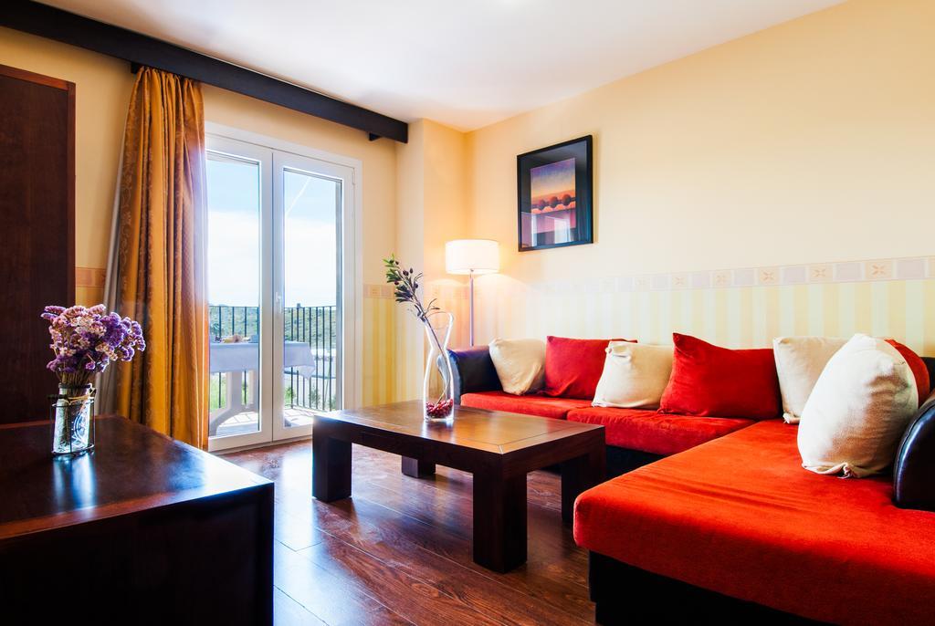 La Cava Hotel Кабанес Екстериор снимка