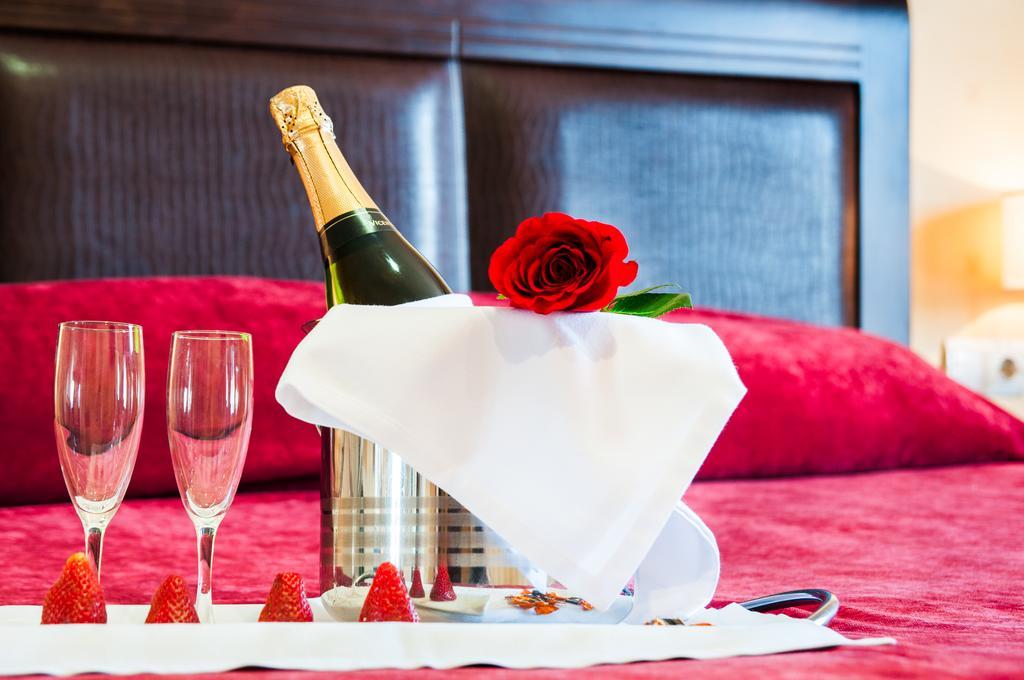 La Cava Hotel Кабанес Екстериор снимка