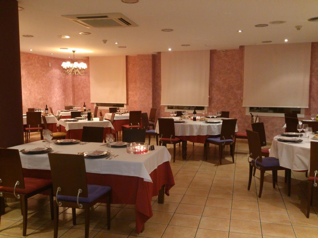 La Cava Hotel Кабанес Екстериор снимка